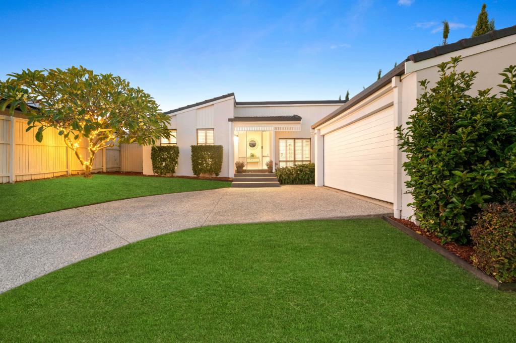 11 Dunbarton Ave, Bundall, QLD 4217