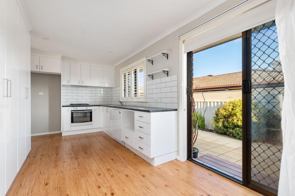 1/4 Brent Ct, Lavington, NSW 2641