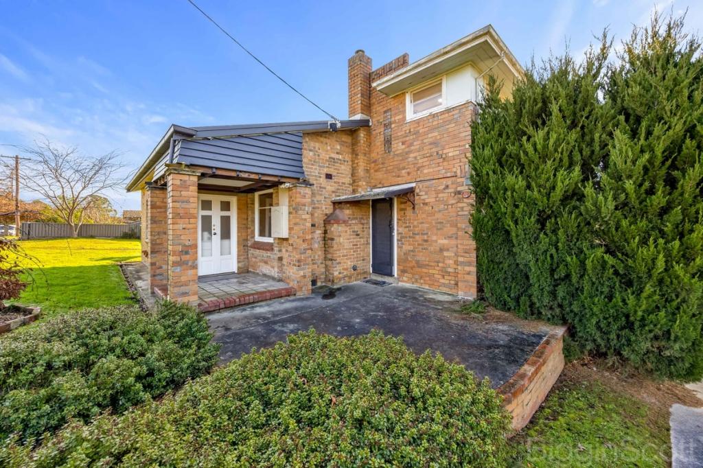 619 Wilson St, Ballarat East, VIC 3350