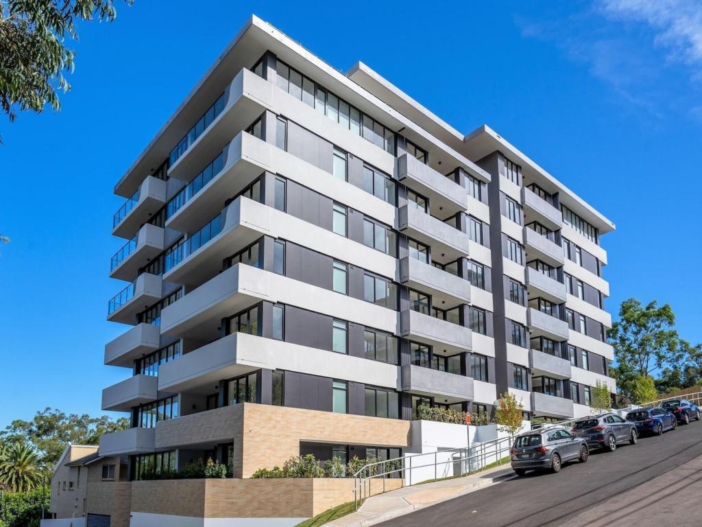 303/8 Saint George St, Gosford, NSW 2250