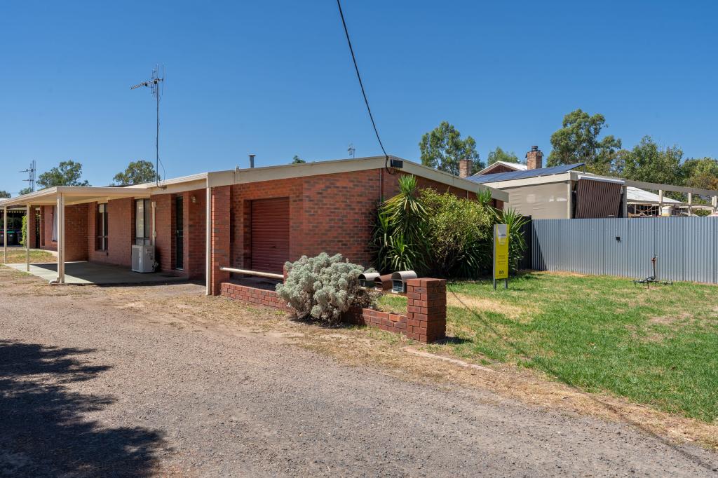 1/36 ROWE ST, EUROA, VIC 3666