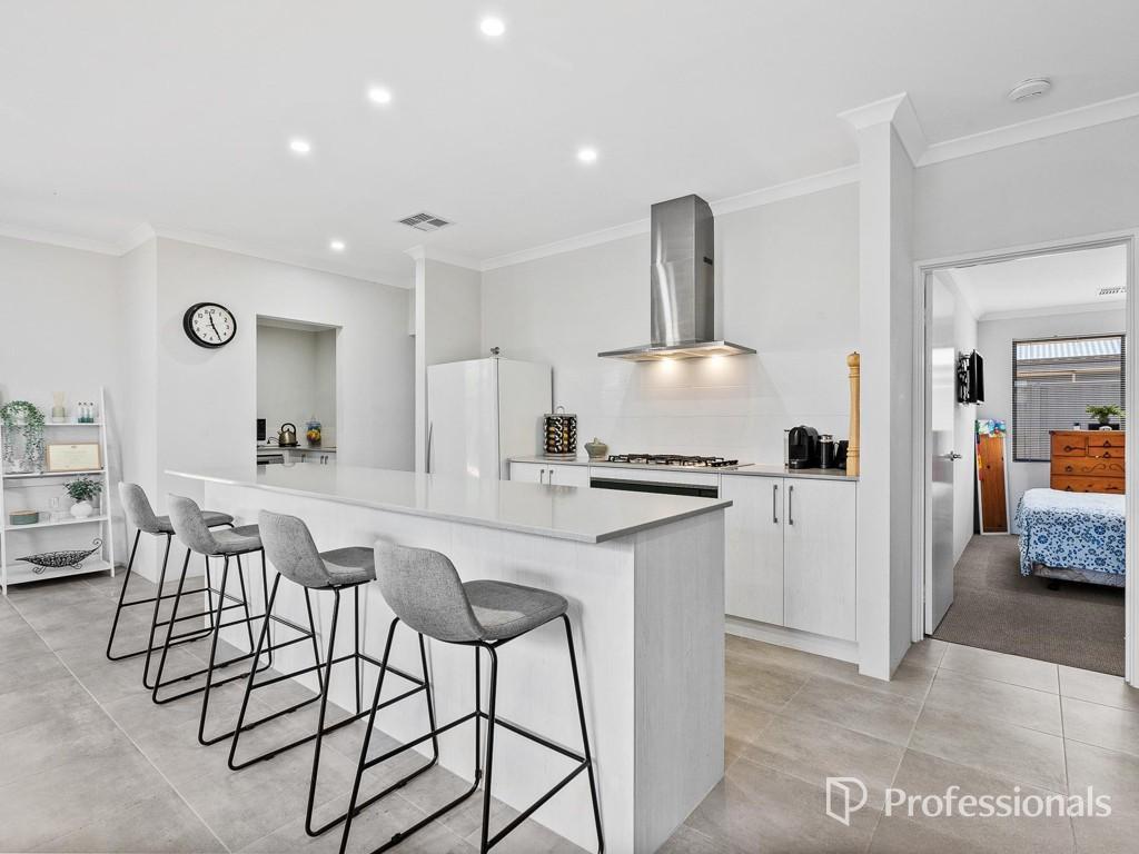 13 Lychee Way, Maida Vale, WA 6057