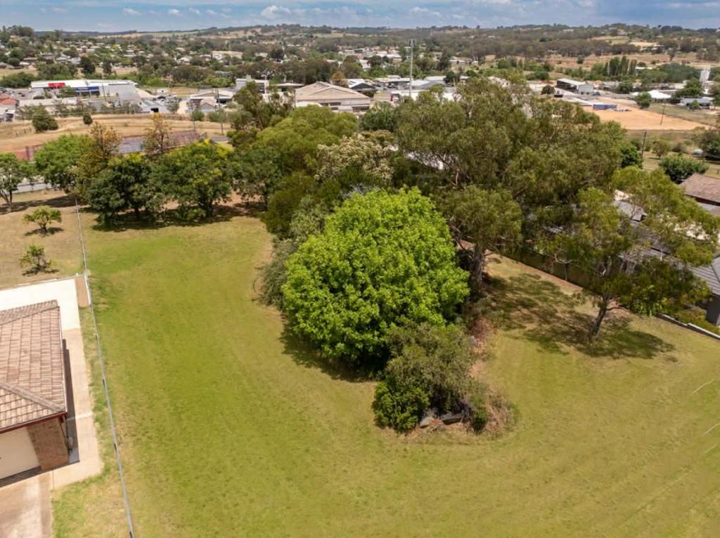 128a Edwards St, Young, NSW 2594