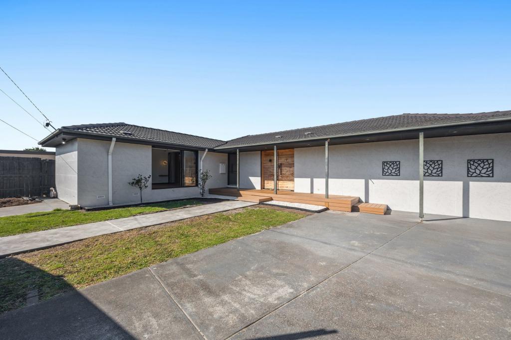 7 Carnoustie Ct, Frankston, VIC 3199