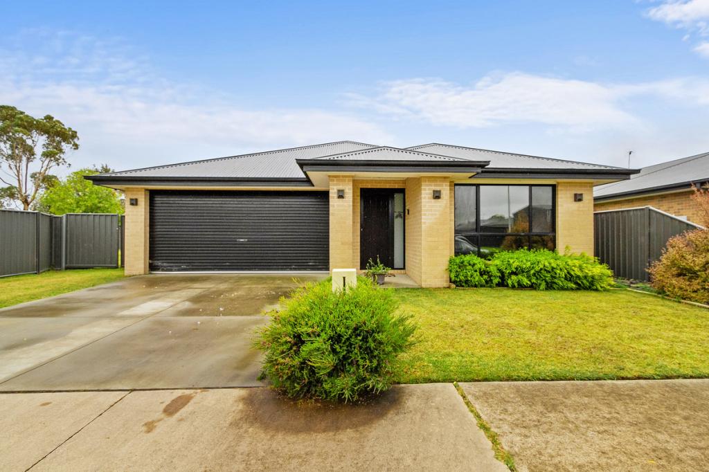 6 Pruden Ct, Stratford, VIC 3862