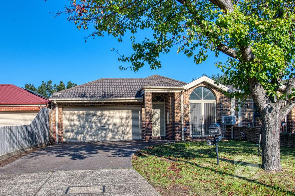 29 John Fisher Dr, Berwick, VIC 3806