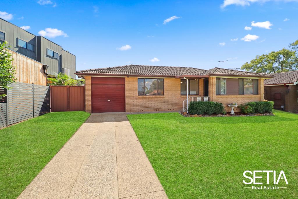 4 CRESS PL, QUAKERS HILL, NSW 2763