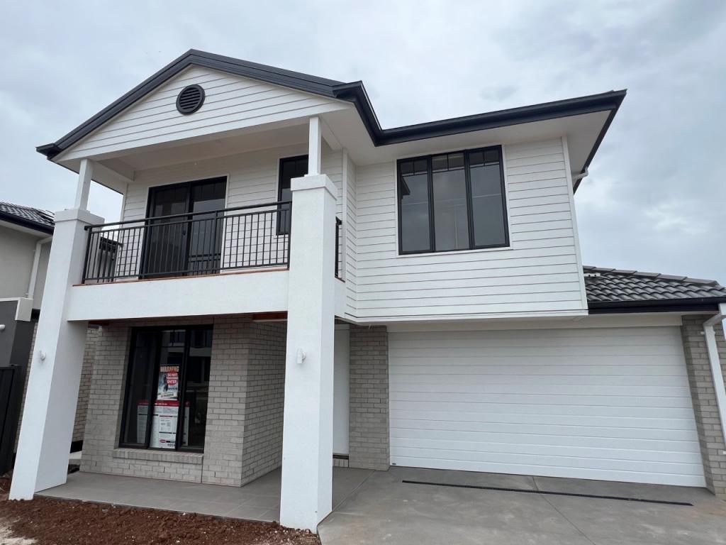 21 MADEIRA DR, TRUGANINA, VIC 3029