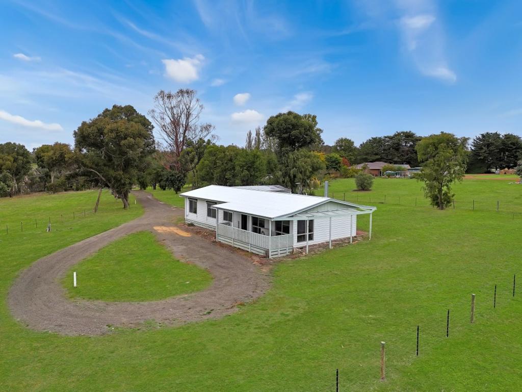 138 Mt Gambier Rd, Casterton, VIC 3311