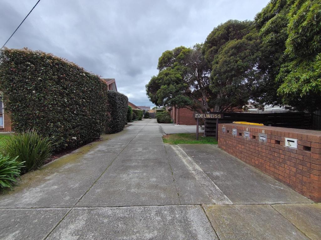 3/36 ADELAIDE ST, ST ALBANS, VIC 3021