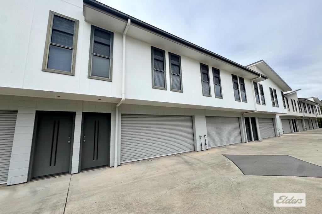 2/9 CYPRESS DR, EMERALD, QLD 4720