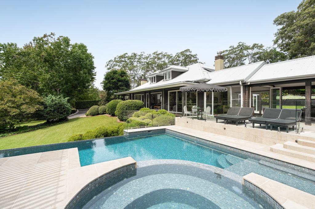 136 Coachwood Rd, Matcham, NSW 2250