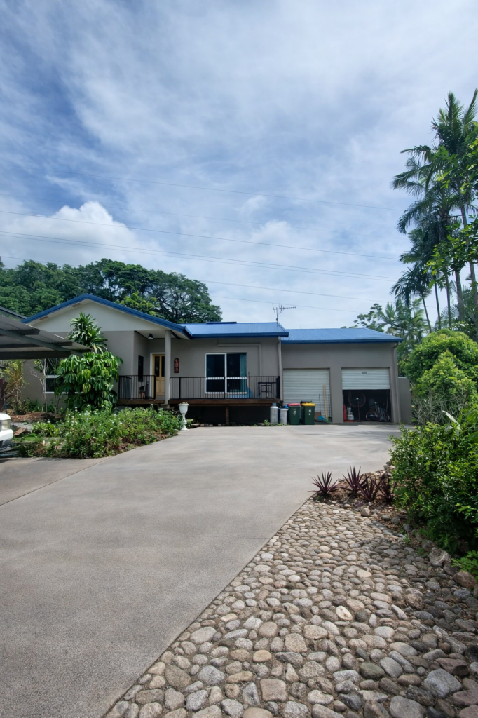 6 Willandra Ct, Caravonica, QLD 4878