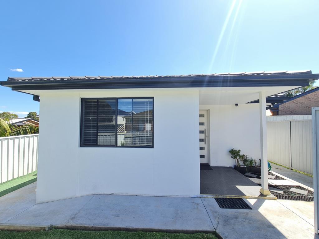 1/228 EDENSOR RD, EDENSOR PARK, NSW 2176