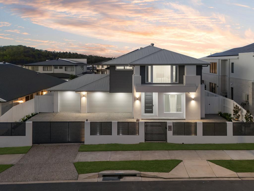 25 Himalayan Cres, Spring Mountain, QLD 4300