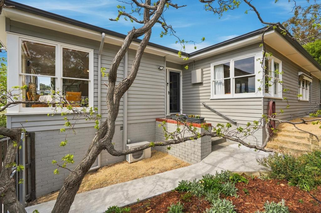 2 Bartlett Pl, Lindisfarne, TAS 7015