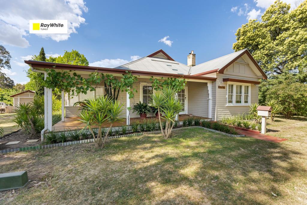 14 Tumut St, Adelong, NSW 2729