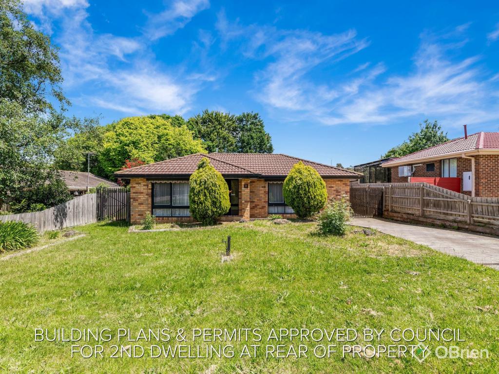 3 FRANCIS CT, NARRE WARREN, VIC 3805