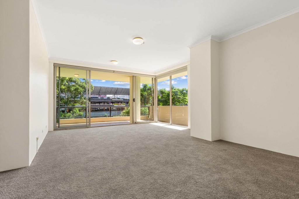 32/2 PARKSIDE LANE, CHATSWOOD, NSW 2067