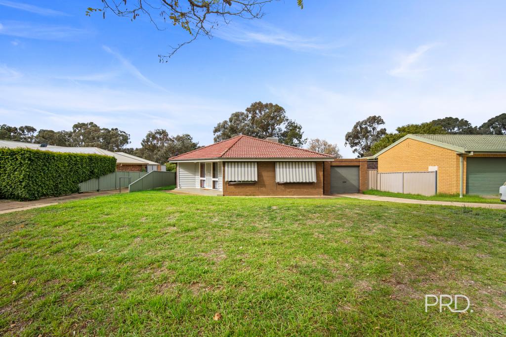 9 Canola Pl, Estella, NSW 2650