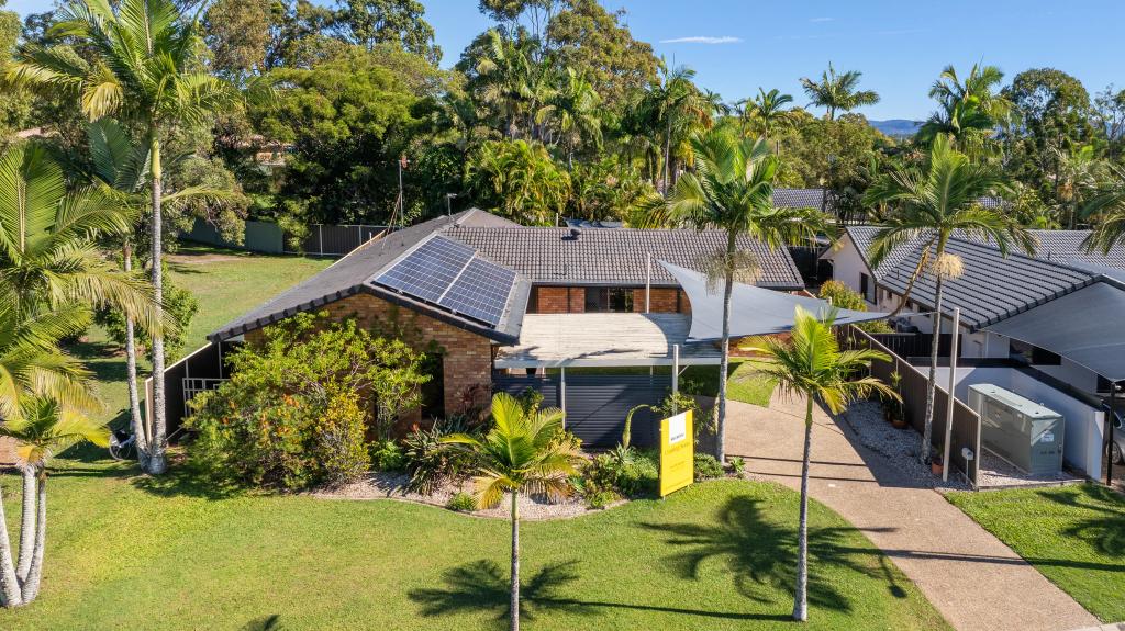 7 Whipbird Ct, Burleigh Waters, QLD 4220