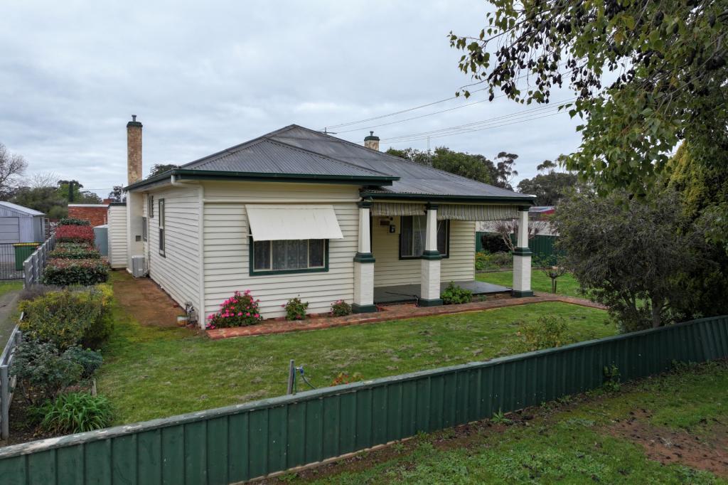 31 BAYNES ST, ROCHESTER, VIC 3561