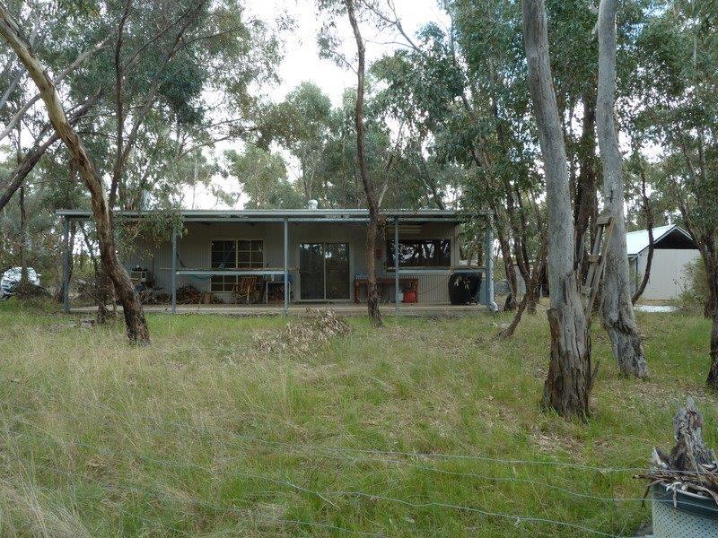 69 Ainsworth Road, Wedderburn, VIC 3518