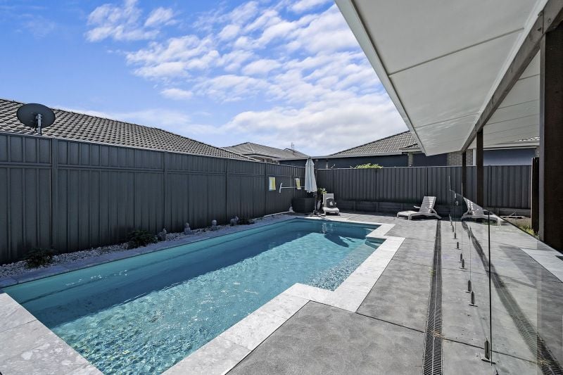 3 SALAMANDER RD, WADALBA, NSW 2259