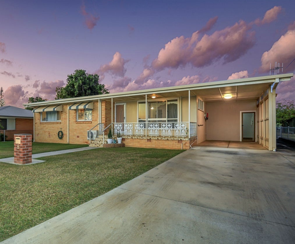 8 Peatey St, Kepnock, QLD 4670