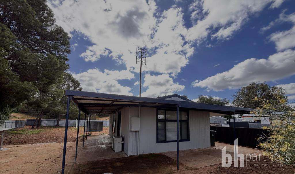 18 Horstmann Cres, Swan Reach, SA 5354