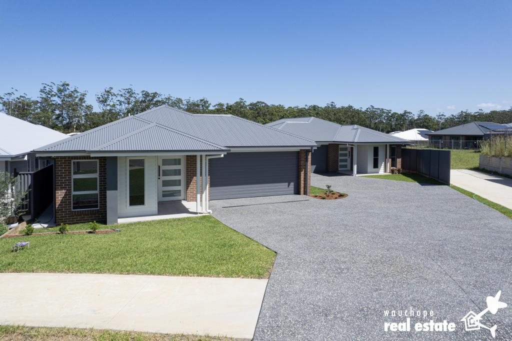 6b Countryside Pl, Thrumster, NSW 2444