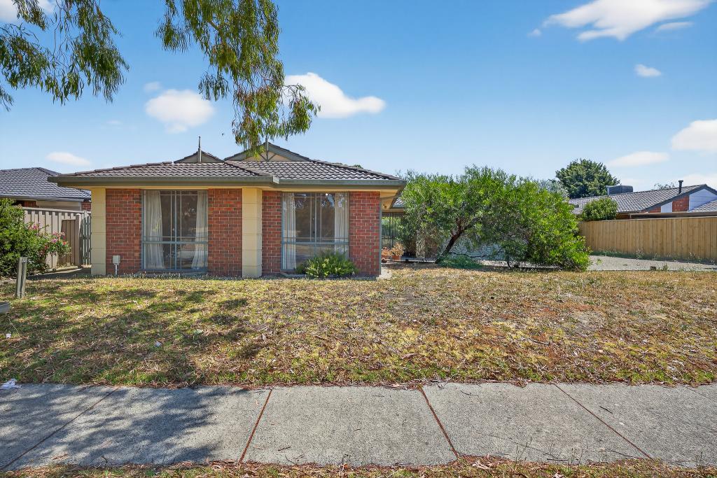 35 Mcguigan Dr, Cranbourne West, VIC 3977