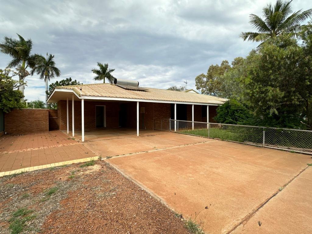 2 BERGIN CL, MILLARS WELL, WA 6714