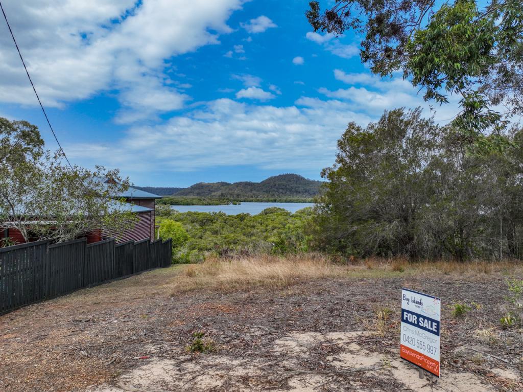 15 Aquamarine Ave, Russell Island, QLD 4184