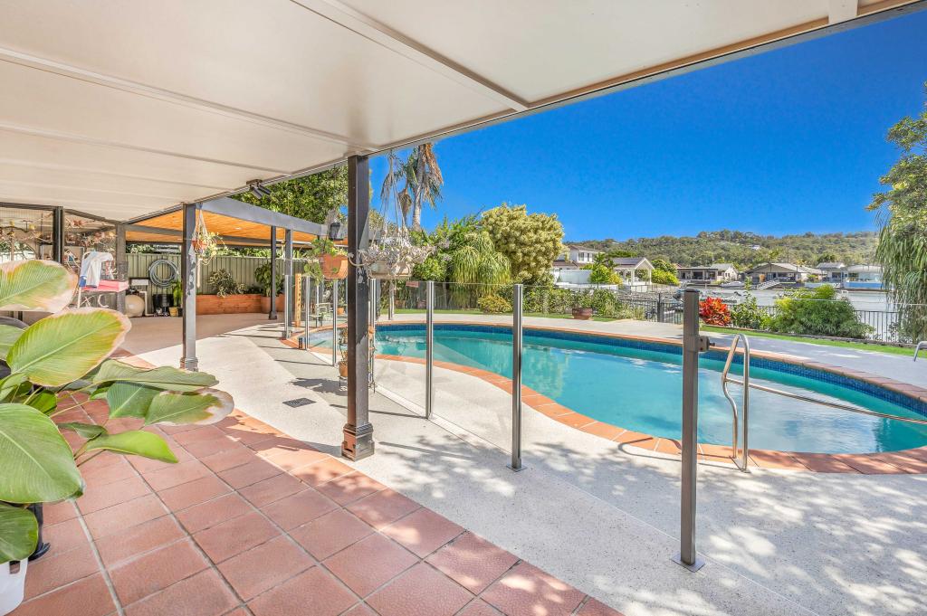 5 Headsail Ct, Currumbin Waters, QLD 4223
