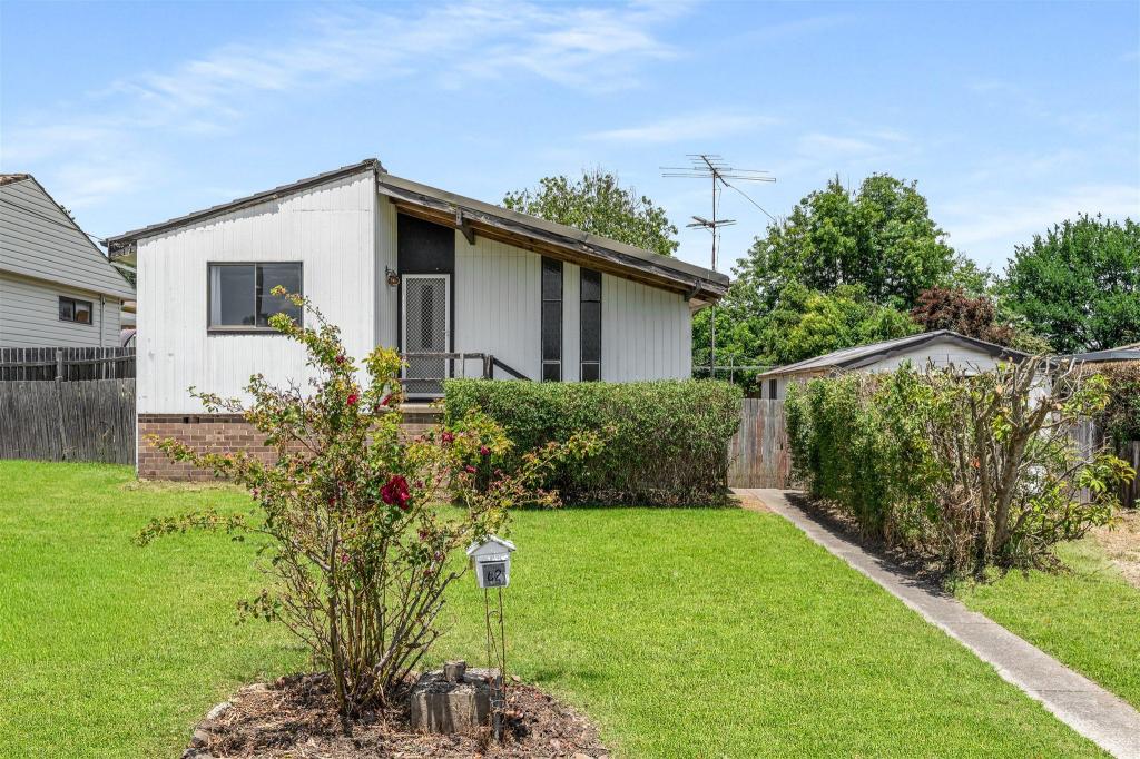 62 PARKES RD, MOSS VALE, NSW 2577