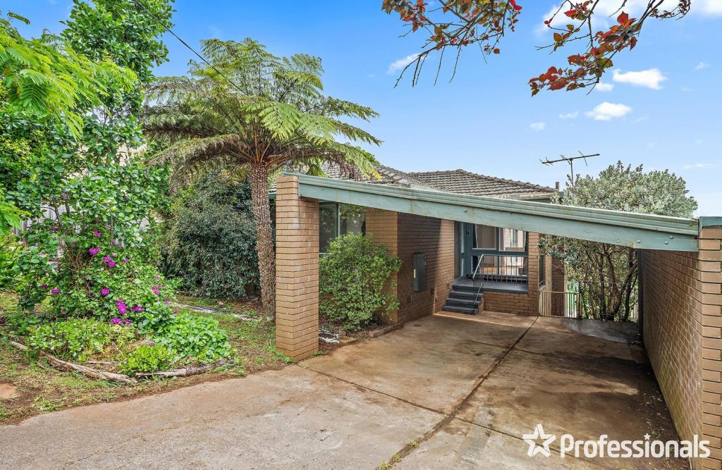 9 Queens Rd, Silvan, VIC 3795