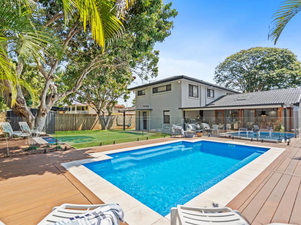 16 Mackerel St, Manly West, QLD 4179