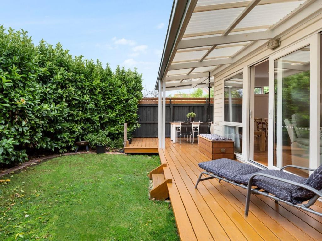 11 Robinsons Rd, Seaford, VIC 3198