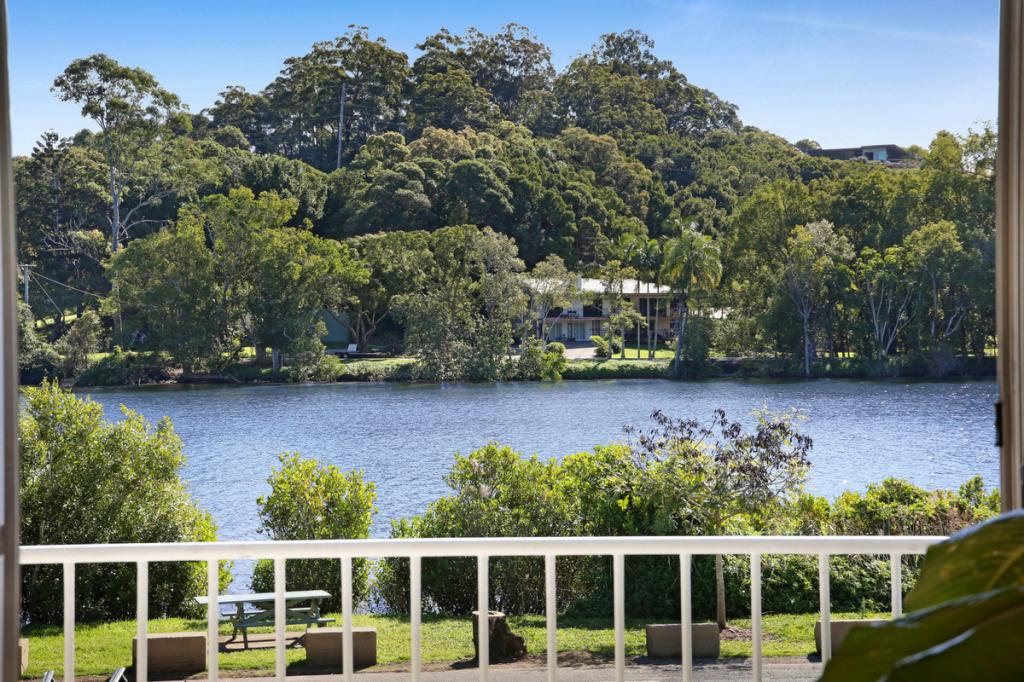 82 Riverside Dr, Tumbulgum, NSW 2490