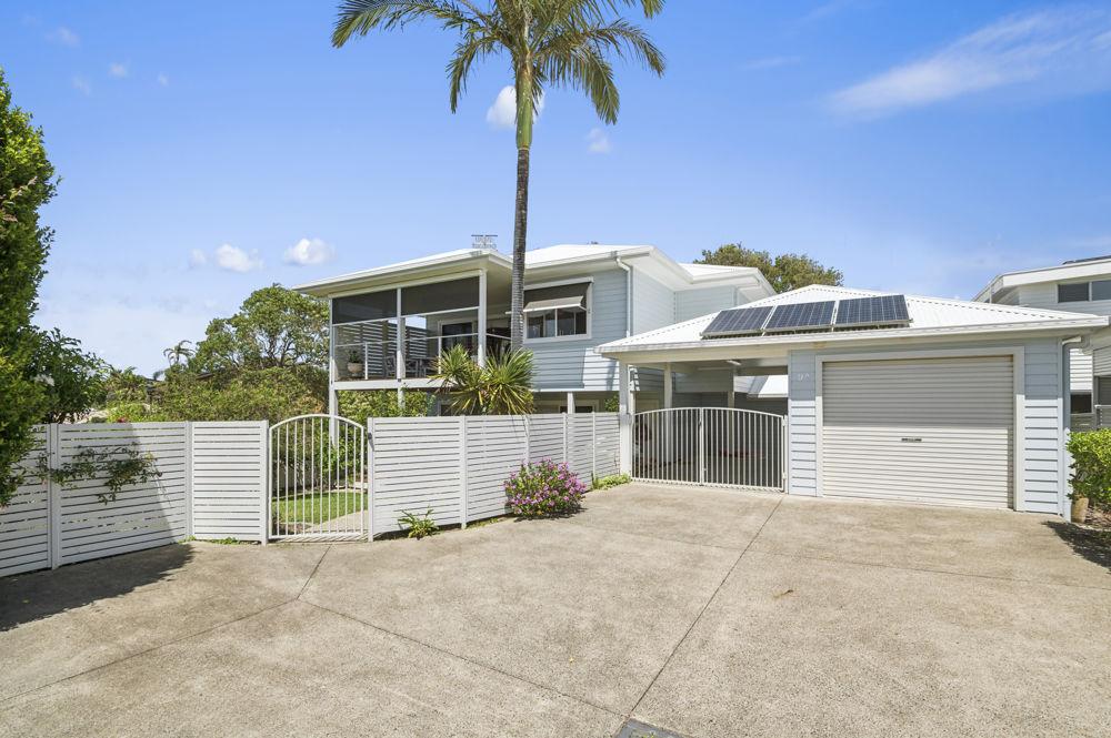 9a Acacia Ave, Sandy Beach, NSW 2456
