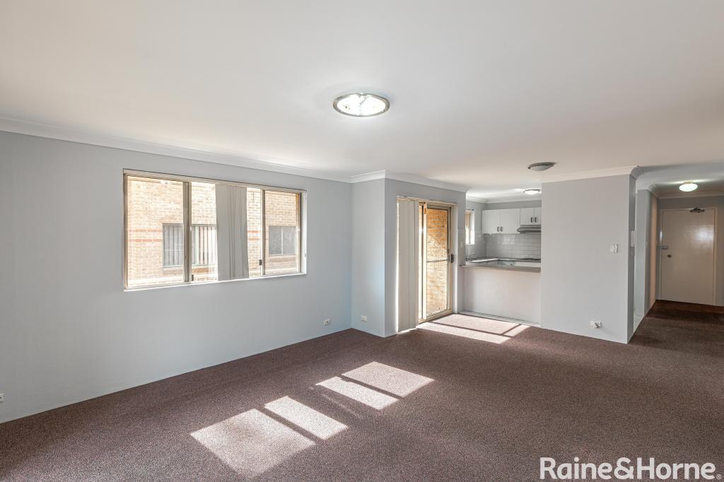 4/10 Betts St, Parramatta, NSW 2150