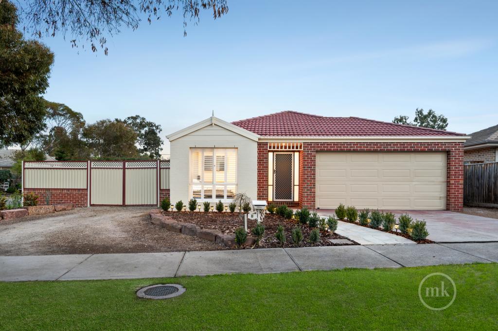 8 SOMERFIELD PL, DOREEN, VIC 3754