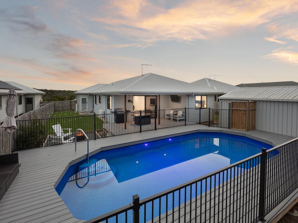 17 Parsons St, Collingwood Park, QLD 4301