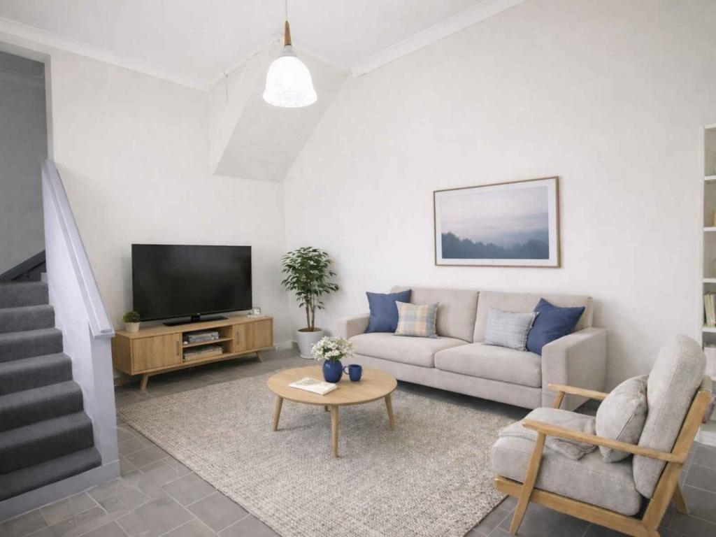 588 New Canterbury Rd, Hurlstone Park, NSW 2193