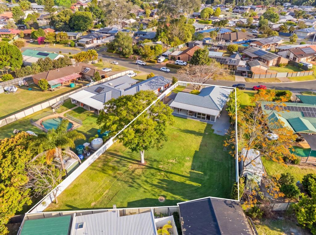 10 Koola Dr, Nerang, QLD 4211