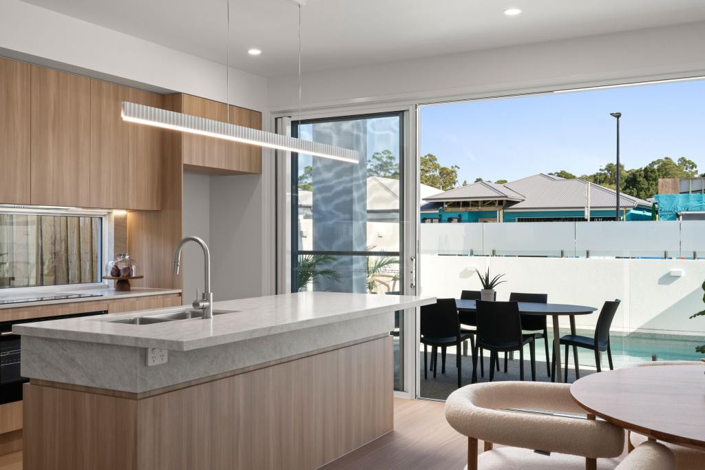 10 Midyim Tce, Palmview, QLD 4553