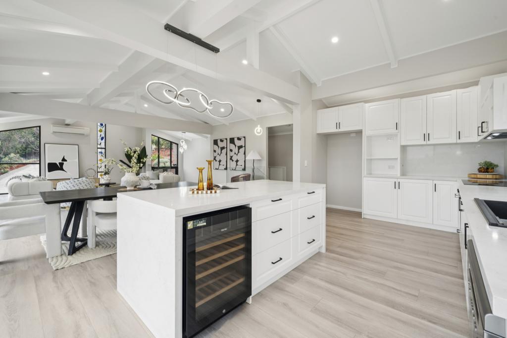 33 ORANA AVE, HORNSBY, NSW 2077