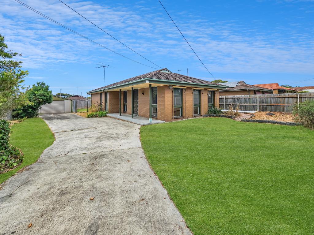 77 Burdoo Dr, Grovedale, VIC 3216