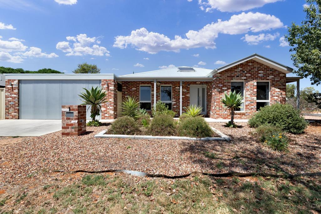 1 Pine St, Red Cliffs, VIC 3496
